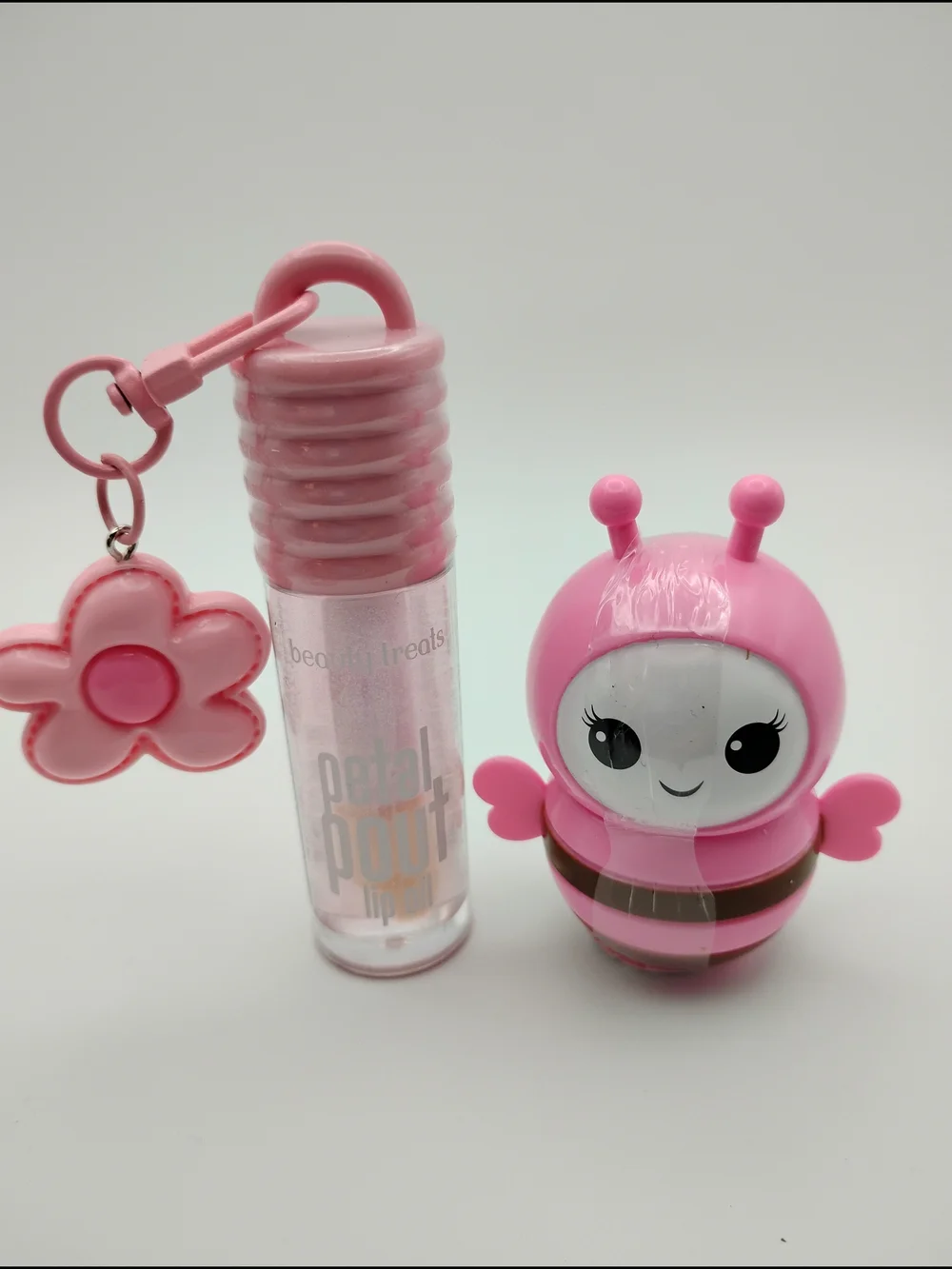 Petal Pout Pink Lip Oil By Beauty Treats & Bumblebee Lip Balm - Picture 1 of 4